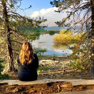 Meet your Posher, Crystal